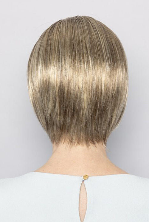 Lainey by Henry Margu in Light Brown w Gold Blonde and Light Blonde highlights (12/26H)