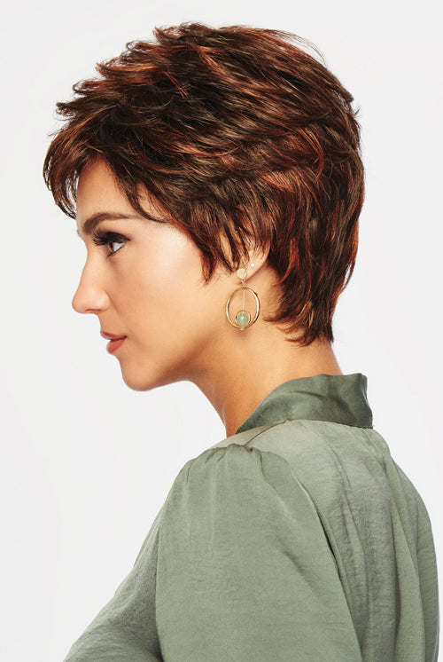 Winner - Petite by Raquel Welch in Coppery Mink (R6/28H)