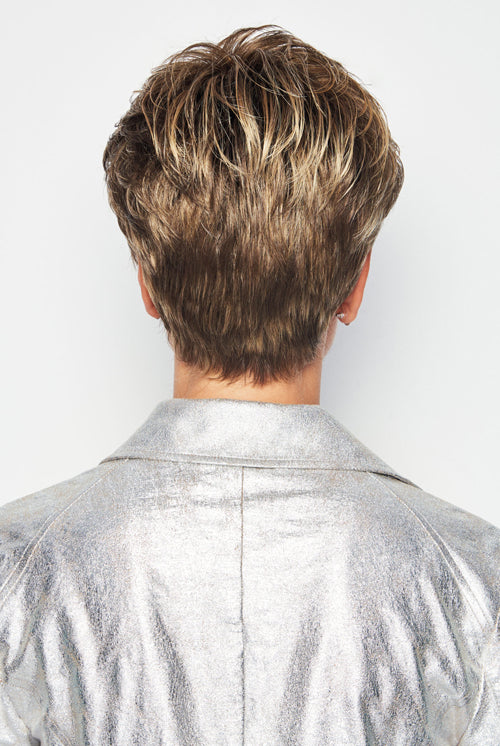 Winner - Large by Raquel Welch in Shaded Iced Cafe Latte (SS9/24)