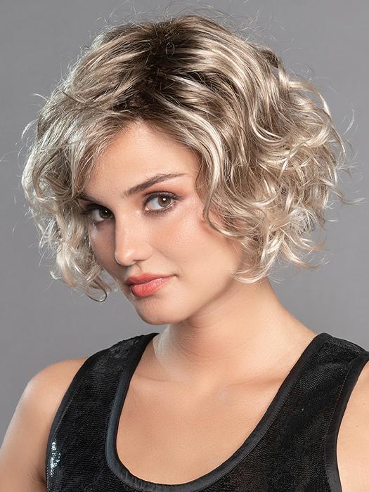 Movie Star by Ellen Wille in Sand Multi Rooted