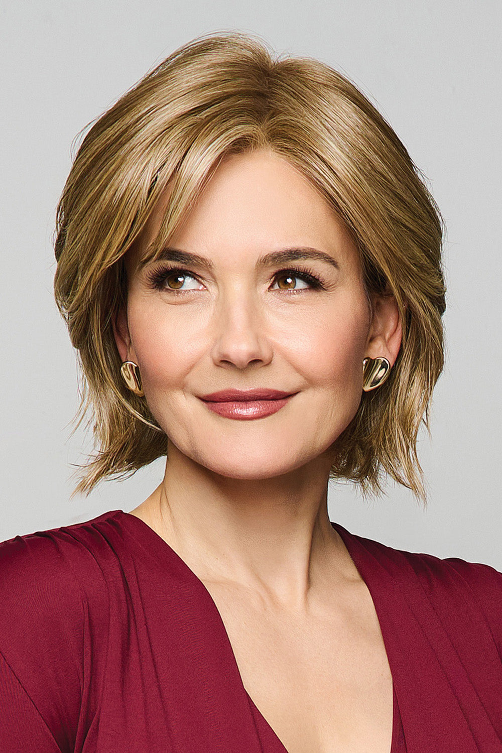 Main Character Wig by Raquel Welch in Golden Pecan (RL13/88)