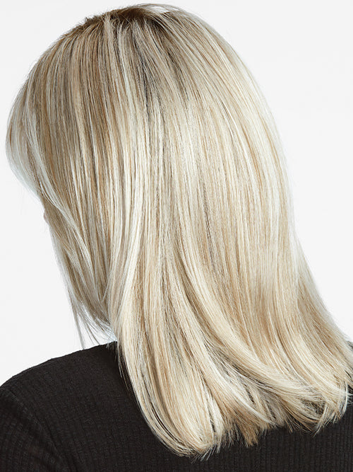 Watch Me Wow by Raquel Welch in Shaded Vanilla (SS23)