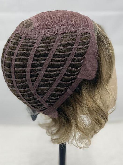 Movie Star by Ellen Wille - Cap Construction