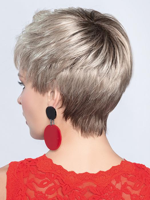 Point by Ellen Wille in Sand Multi Rooted